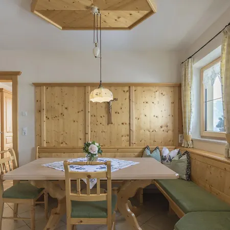 Apartamento Lodron By Interhome